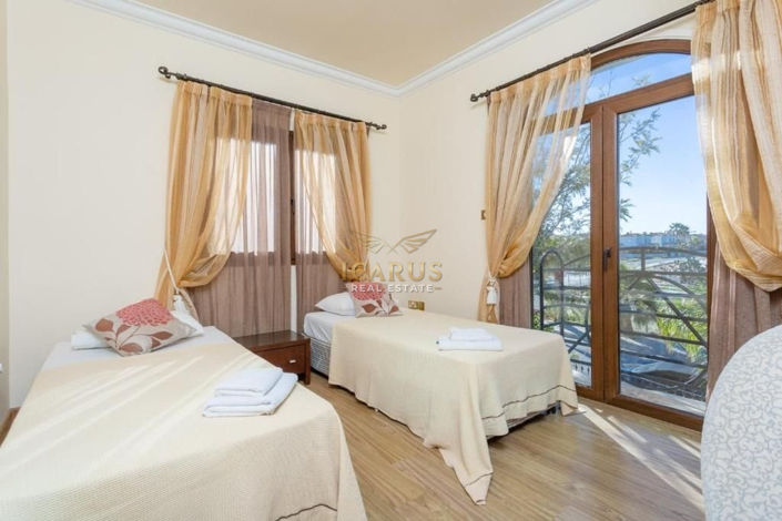 Image No.36-4 Bed House for sale