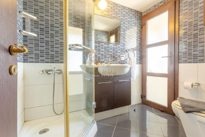 Image No.39-4 Bed House for sale