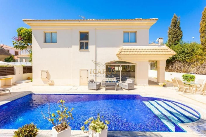 Image No.18-3 Bed House for sale