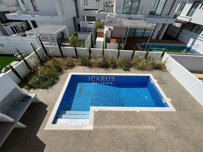 Image No.13-3 Bed House for sale