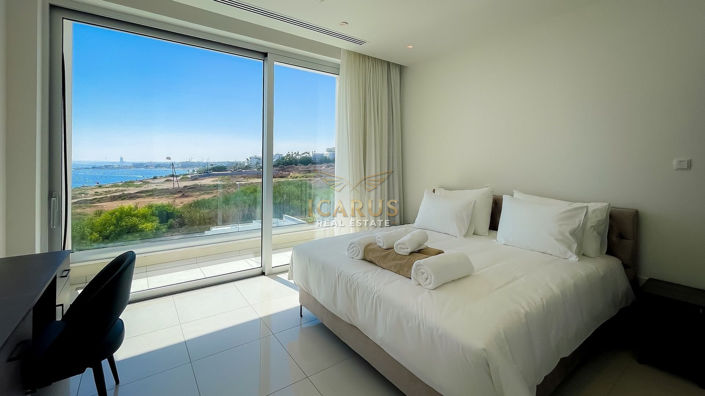 Image No.12-3 Bed House for sale