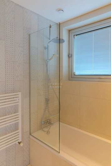 Image No.15-3 Bed House for sale