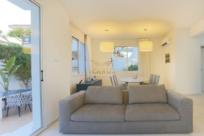 Image No.7-3 Bed House for sale