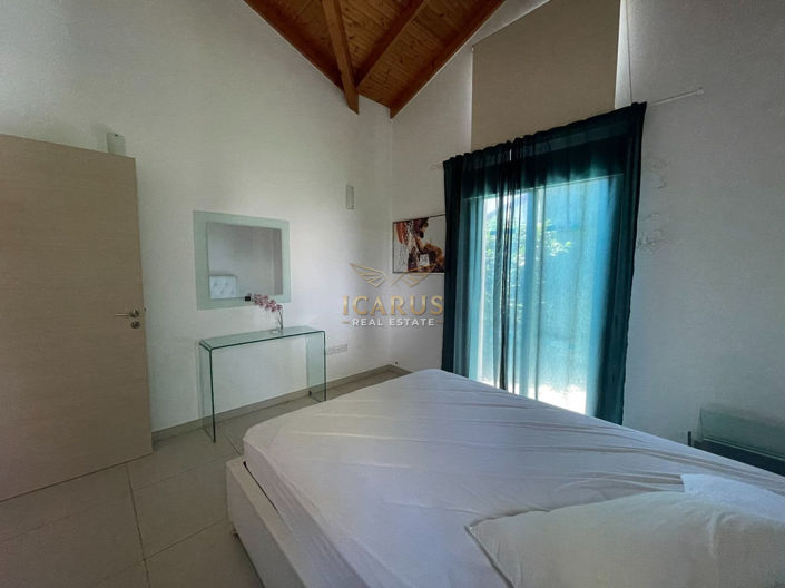 Image No.14-2 Bed House for sale