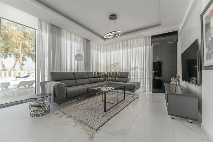 Image No.5-5 Bed House for sale