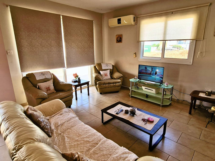 Image No.11-3 Bed House for sale