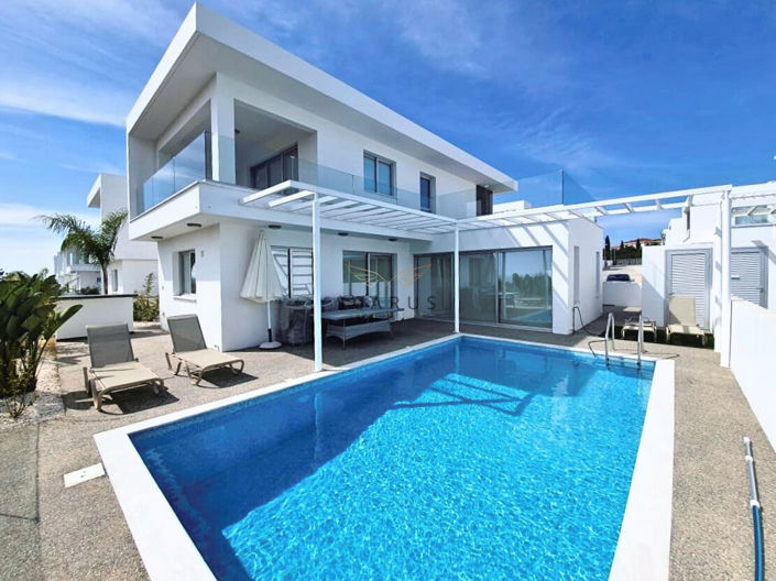 Image No.1-Maison de 3 chambres à vendre à Ayia Napa