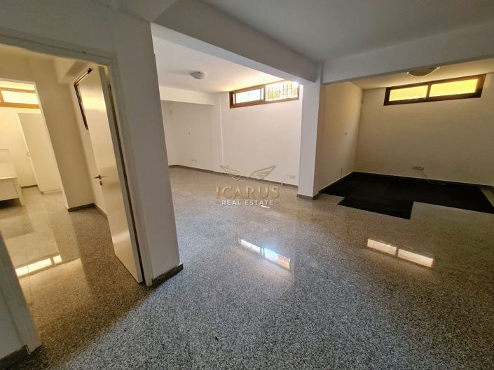 Image No.17-3 Bed House for sale