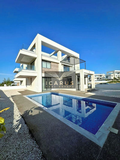 Image No.1-3 Bed House for sale