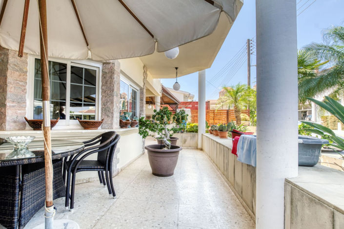 Image No.16-4 Bed House for sale