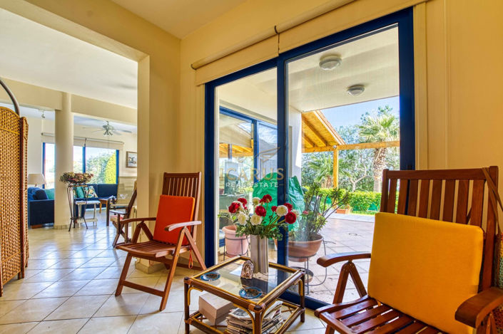 Image No.15-6 Bed House for sale