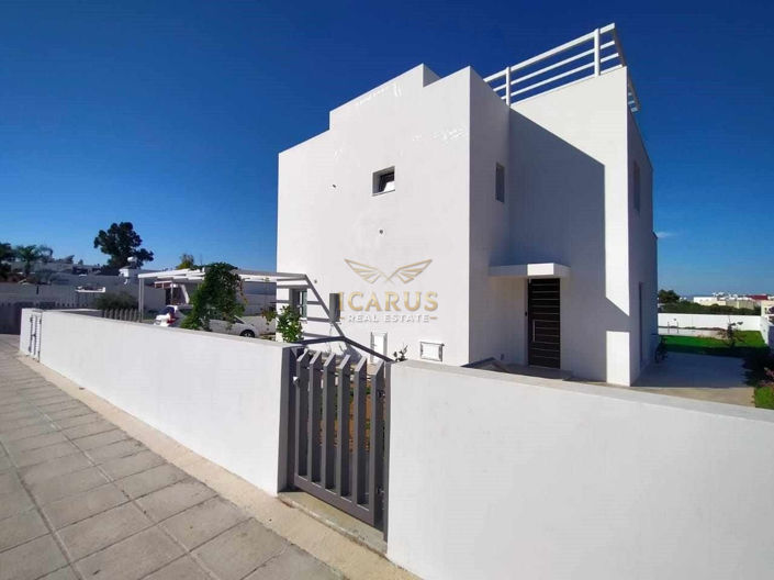 Image No.11-Maison de 4 chambres à vendre à Paralimni