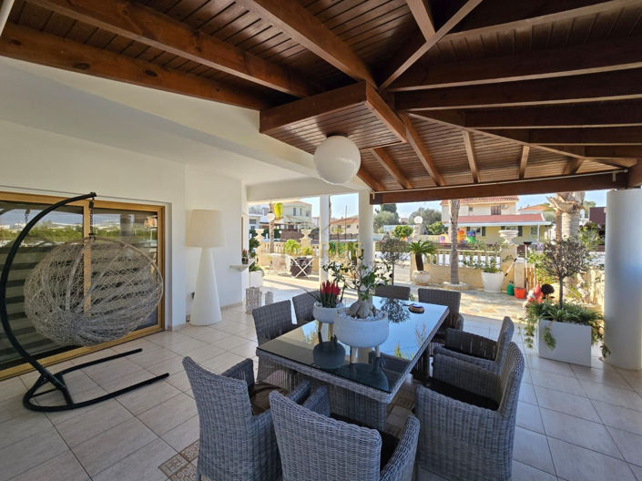 Image No.24-Maison de 4 chambres à vendre à Paralimni