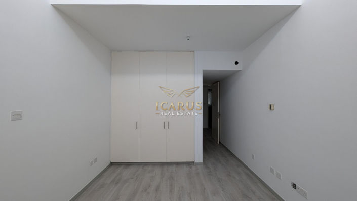 Image No.12-3 Bed House for sale