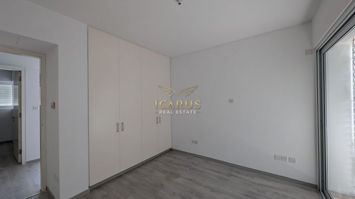 Image No.13-3 Bed House for sale