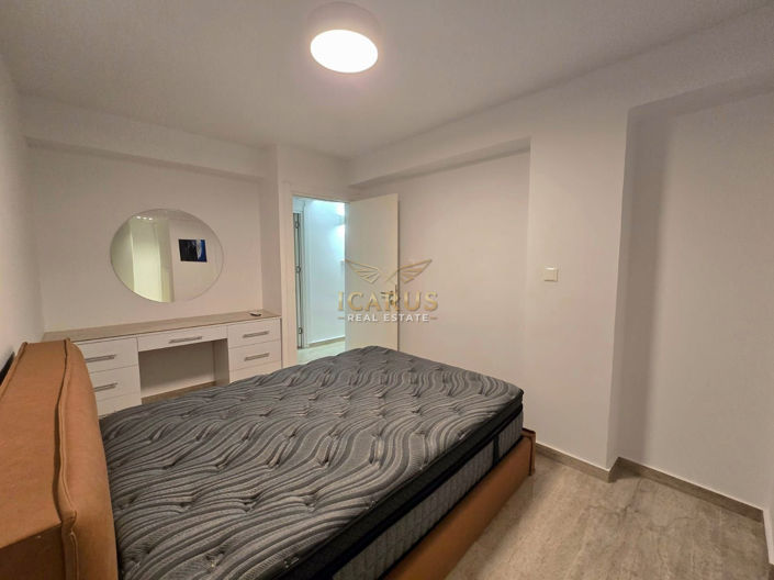 Image No.7-5 Bed House for sale