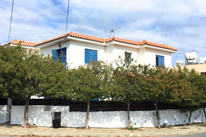 Image No.1-Maison de 3 chambres à vendre à Paralimni