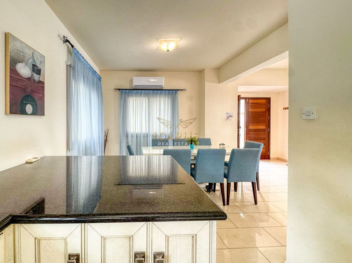 Image No.11-4 Bed House for sale