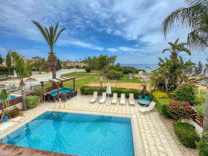 Image No.24-4 Bed House for sale