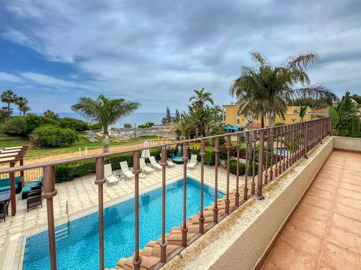 Image No.25-4 Bed House for sale