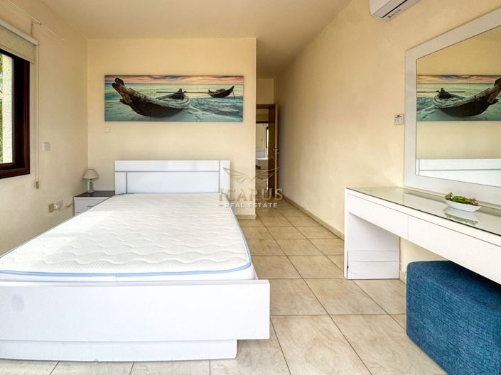 Image No.28-4 Bed House for sale