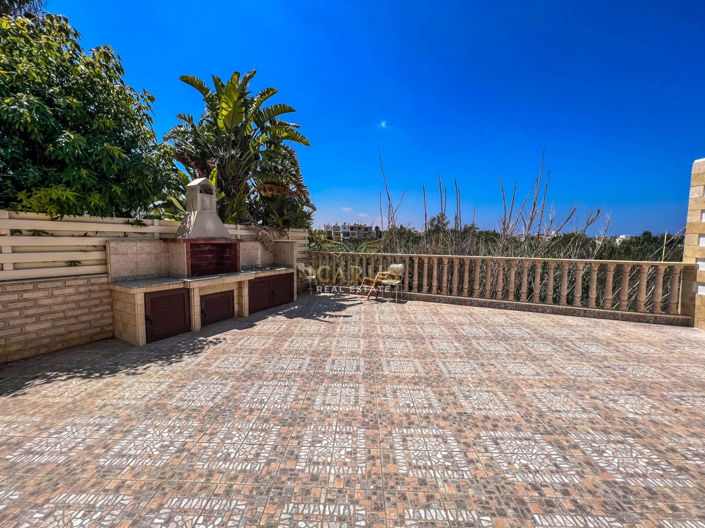 Image No.35-4 Bed House for sale