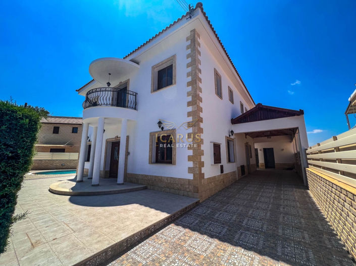 Image No.39-4 Bed House for sale