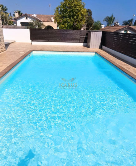 Image No.6-3 Bed House for sale