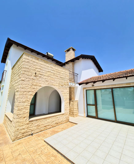 Image No.7-3 Bed House for sale