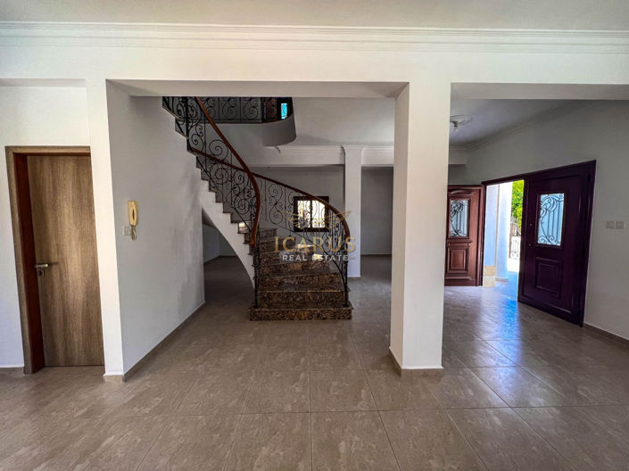 Image No.11-4 Bed House for sale