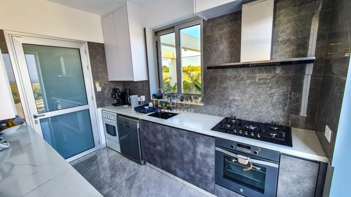 Image No.10-Maison de 4 chambres à vendre à Paralimni