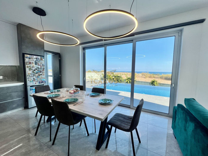 Image No.5-Maison de 4 chambres à vendre à Paralimni