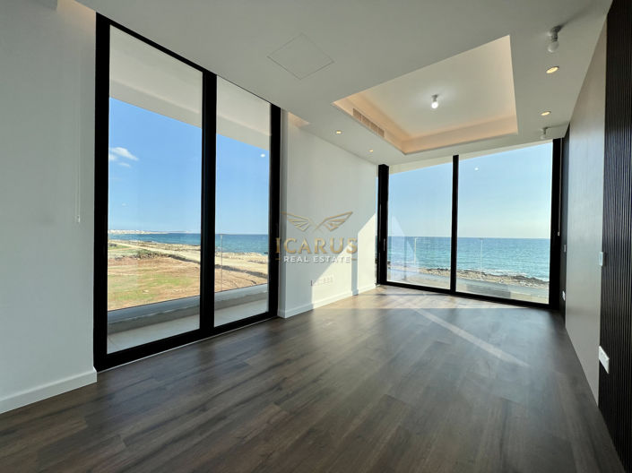 Image No.20-4 Bed House for sale