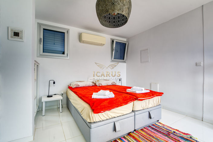 Image No.34-4 Bed House for sale