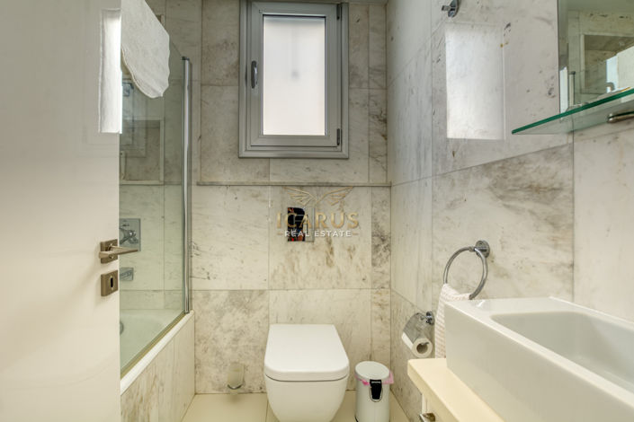 Image No.36-4 Bed House for sale