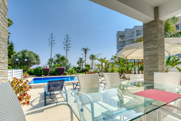 Image No.8-4 Bed House for sale