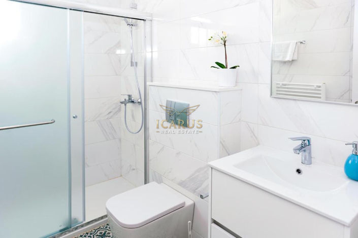 Image No.12-3 Bed House for sale