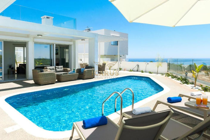 Image No.17-3 Bed House for sale