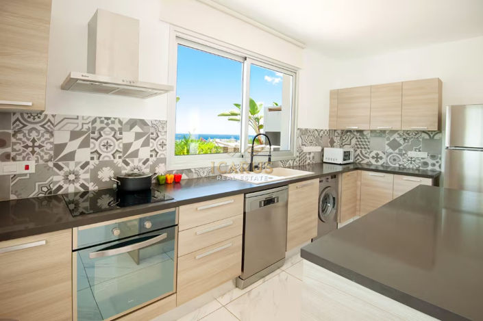 Image No.4-3 Bed House for sale