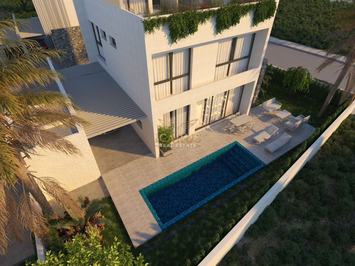 Image No.15-5 Bed House for sale