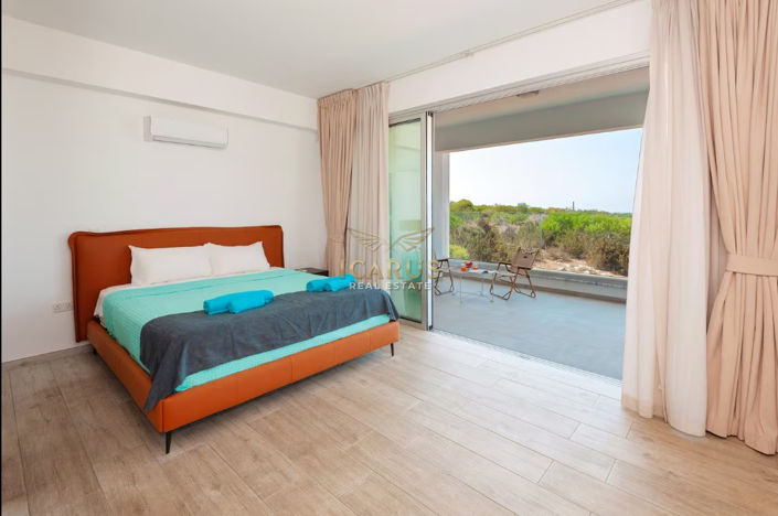 Image No.5-4 Bed House for sale