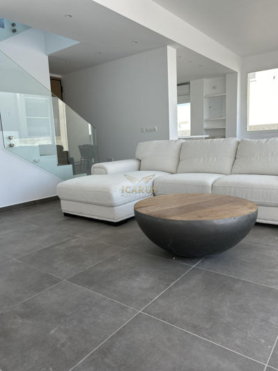 Image No.17-4 Bed House for sale