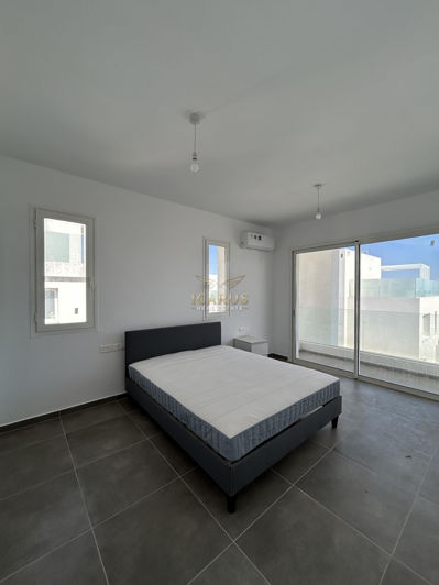 Image No.33-4 Bed House for sale