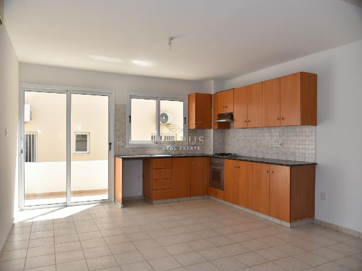 Image No.4-2 Bed House for sale