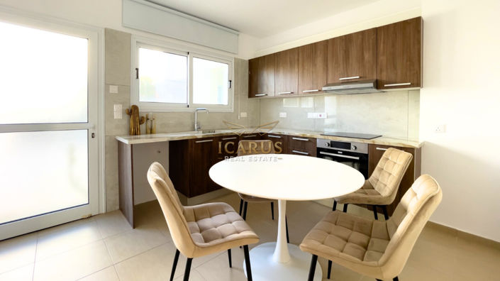 Image No.2-2 Bed House for sale