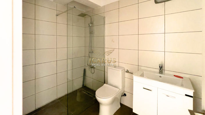 Image No.6-2 Bed House for sale