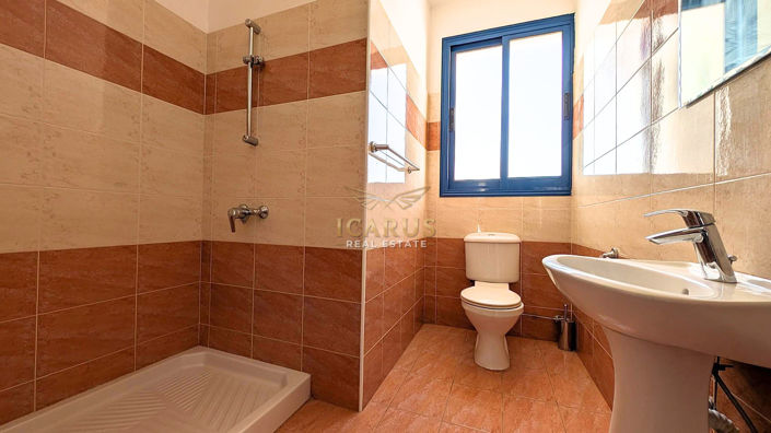 Image No.14-3 Bed House for sale