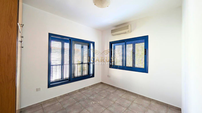 Image No.16-3 Bed House for sale