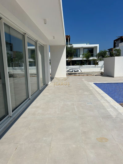 Image No.5-3 Bed House for sale