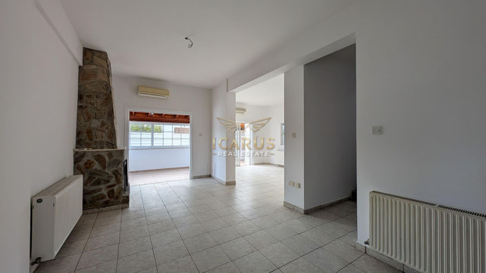 Image No.12-3 Bed House for sale